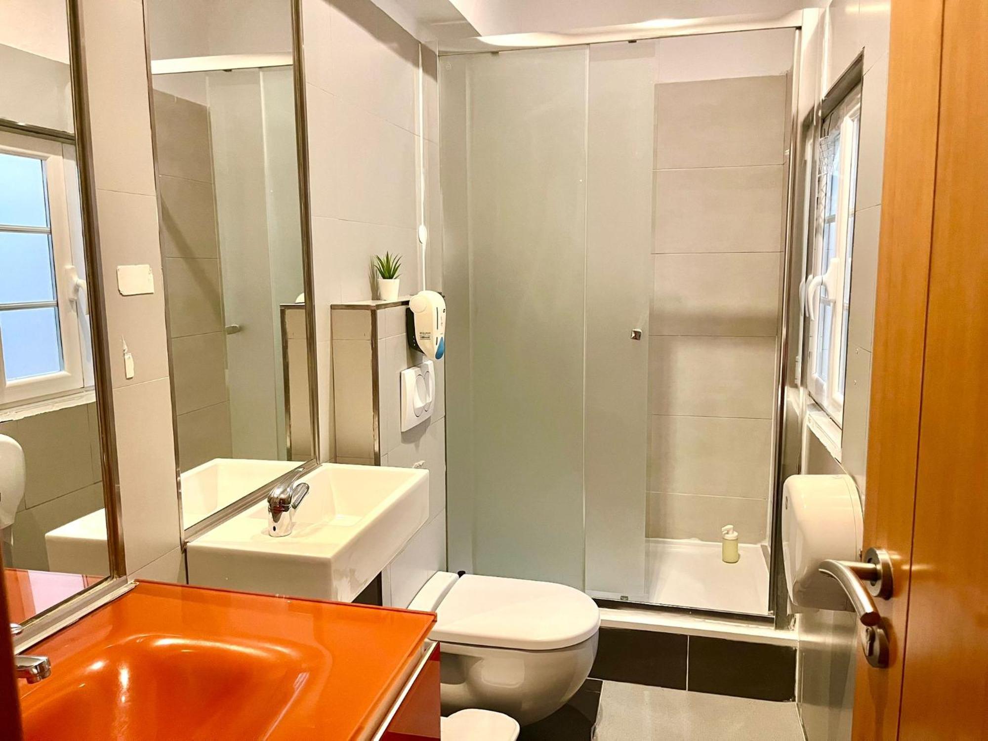 3 Bedroom, 2,5 Bathroom - Bairro Alto Residence Лиссабон Экстерьер фото