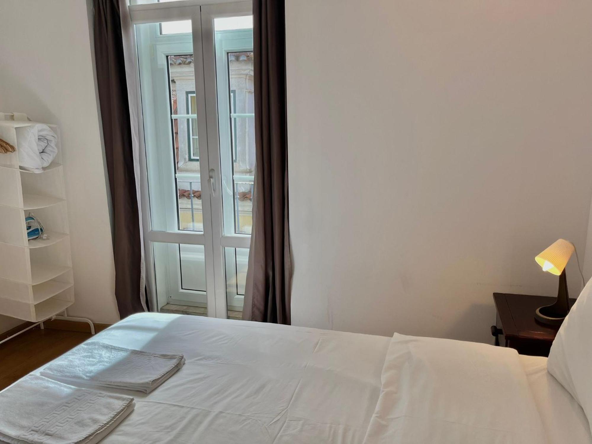 3 Bedroom, 2,5 Bathroom - Bairro Alto Residence Лиссабон Экстерьер фото